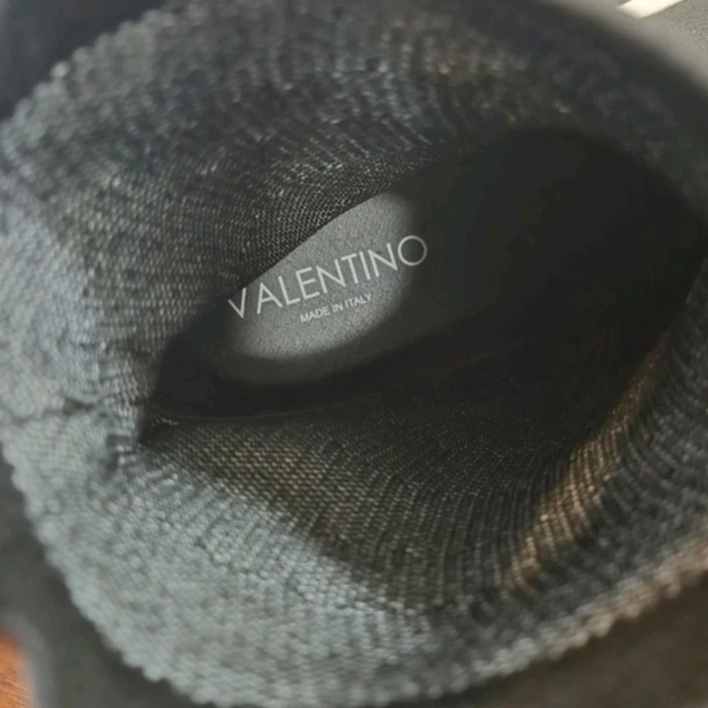 Valentino By Mario Logo Black Stretch Knit Slip On Fashion Sneakers Men’s Sz 12 - Picture 7 of 10